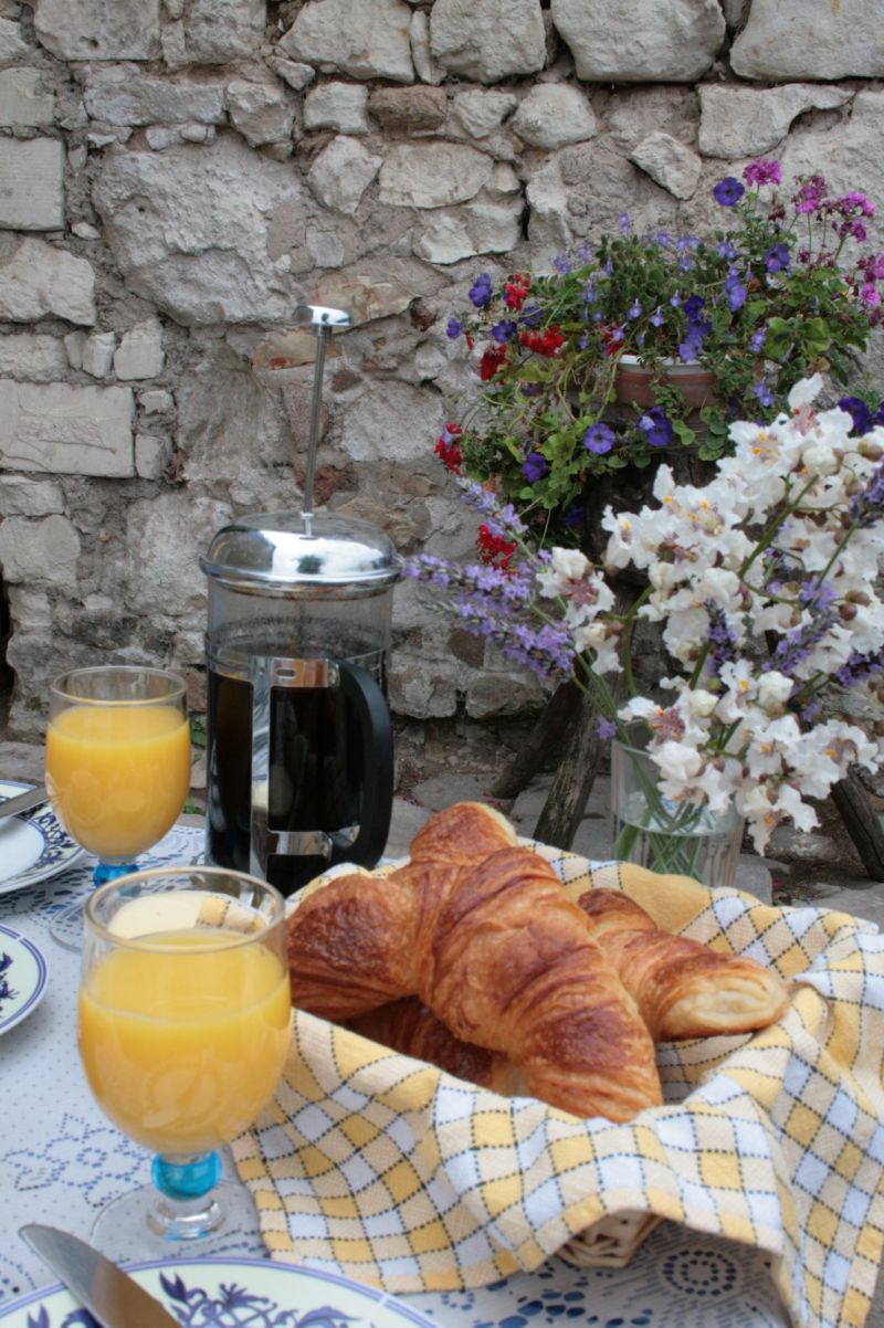 Breakfast, anyone? Cuisine