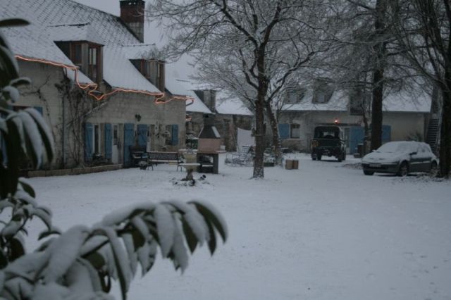 Deep and crisp and even. Spend Christmas in Héron! Snow