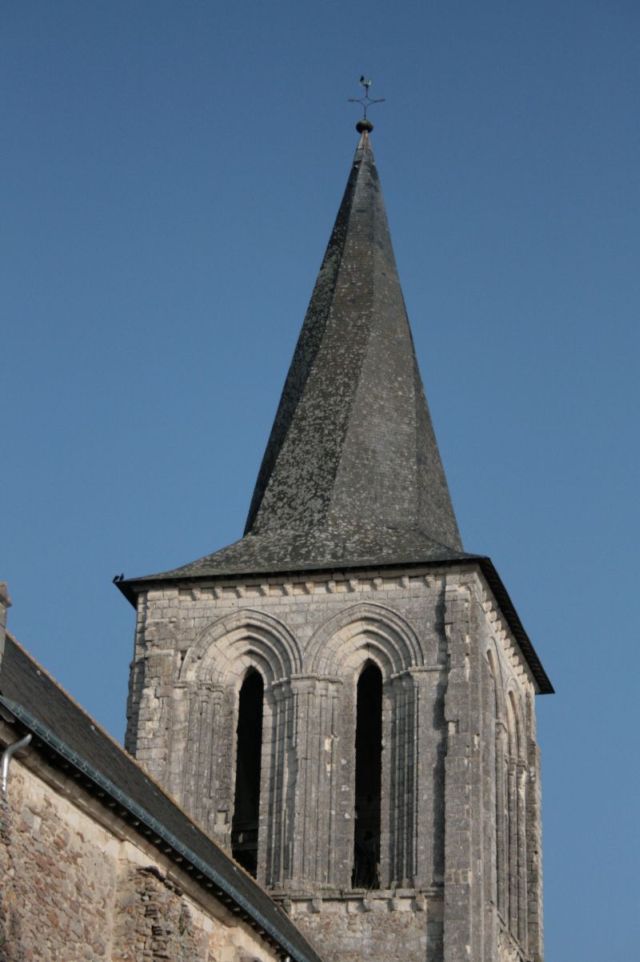 Eglise St. Germain, Mouliherne. Unusually, it has a twisted spire - 'Clocher Tors'. guests