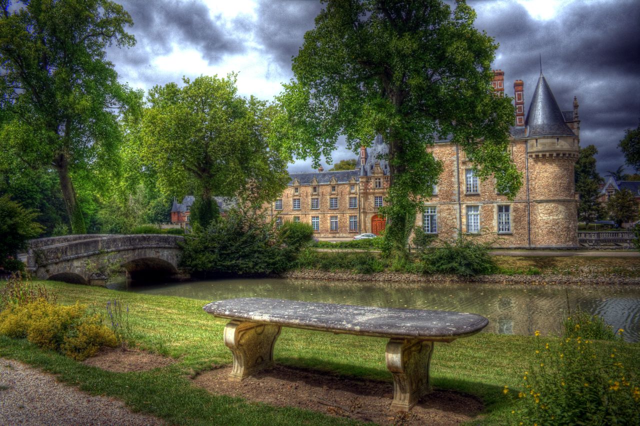 Chateau Chateau